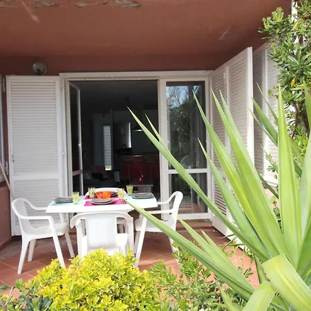 2 Pieces 4 Personnes Marana * Borgo (Corsica)